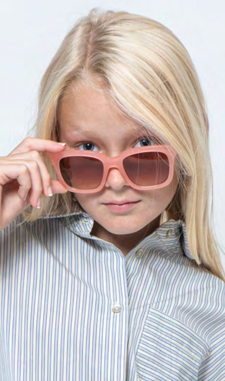 SOFIE SCHNOOR SUNGLASSES