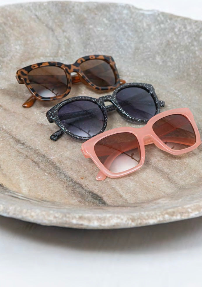 SOFIE SCHNOOR SUNGLASSES