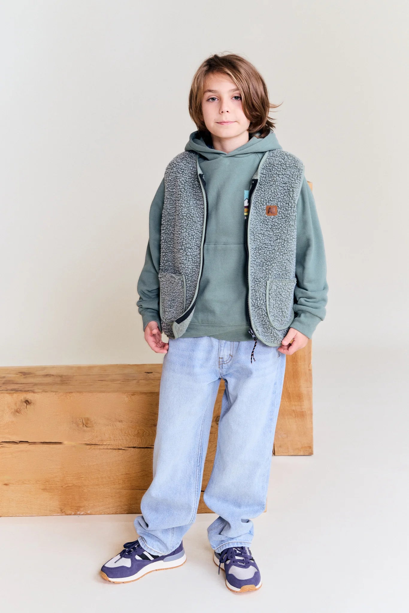 AO76 FINN JEANS