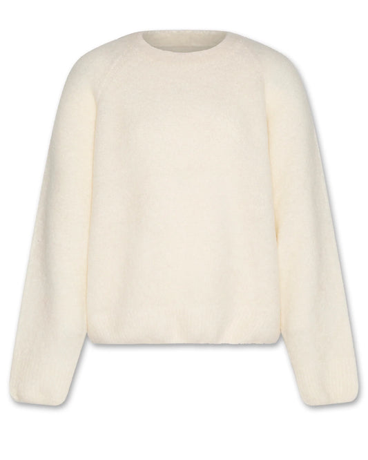 AO76 BETTY C NECK