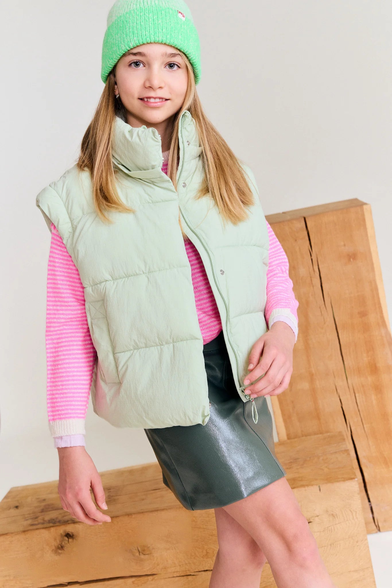 AO76 KREUSCH C-NECK JOLLY