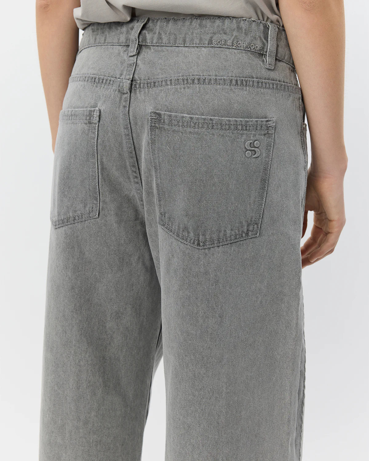 SOFIE SCHNOOR WOMEN VALENCIASW TAPERED JEANS