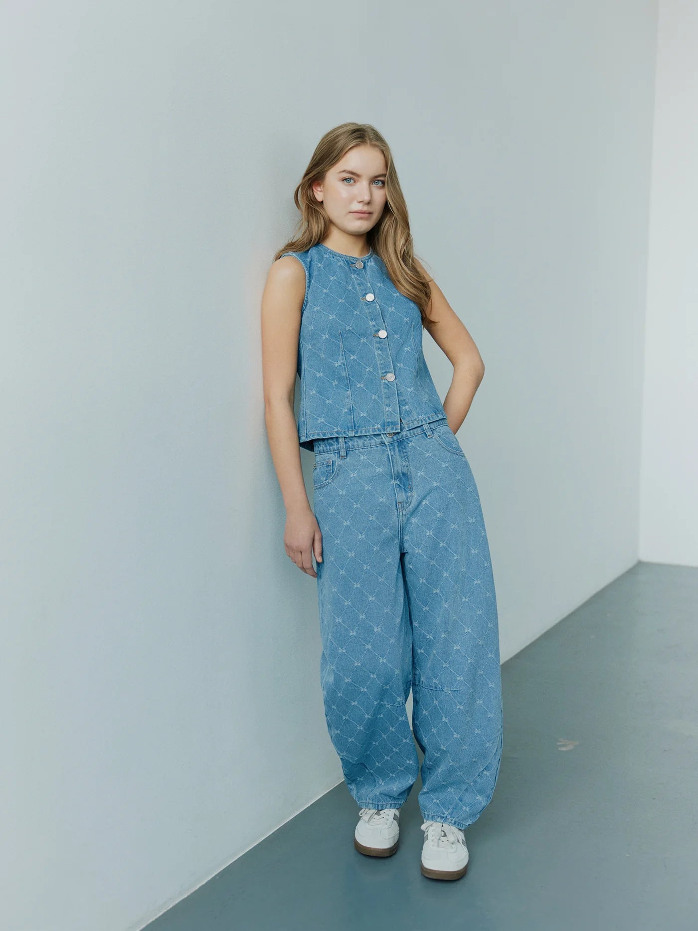 SOFIE SCHNOOR CARLA VEST